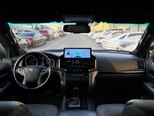 Toyota Land Cruiser-13