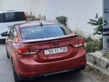 Hyundai Elantra-7