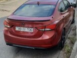 Hyundai Elantra-8