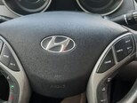 Hyundai Elantra-11