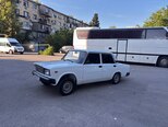 LADA (VAZ) 2107-15