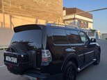 Mitsubishi Pajero-4