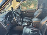 Mitsubishi Pajero-15