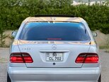 Mercedes E 320-12