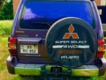 Mitsubishi Pajero-4