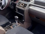 Mitsubishi Pajero-9