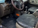 Mitsubishi Pajero-10