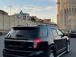 Ford Explorer-8