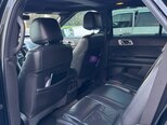 Ford Explorer-12