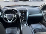 Ford Explorer-11