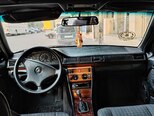 Mercedes 200 E-9