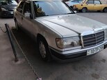 Mercedes 200 E-17