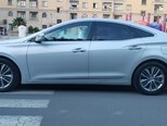 Hyundai Grandeur-17