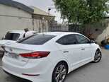 Hyundai Elantra-5