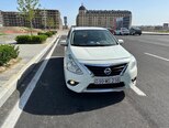 Nissan Sunny-7