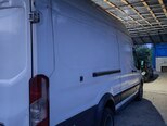Ford Transit-4