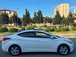 Hyundai Elantra-6