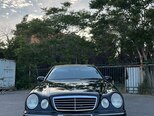 Mercedes E 240-1