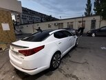 Kia Optima-4