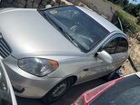 Hyundai Accent-2