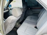 Mercedes 220 E-8