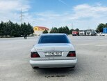Mercedes 220 E-4