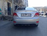 Hyundai Accent-2
