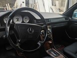 Mercedes 320 E-8