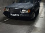 Mercedes 200 D-6