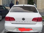 Volkswagen Passat-2