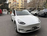 Tesla Model Y-2