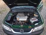Opel Vectra-11