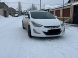 Hyundai Elantra-2