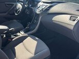 Hyundai Elantra-5
