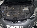 Hyundai Elantra-10