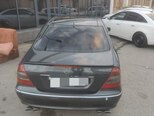 Mercedes E 320-6