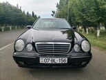 Mercedes E 220-1