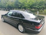 Mercedes E 220-5