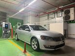 Volkswagen Passat-1