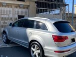 Audi Q7-8