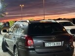 Toyota Avensis-2