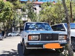 LADA (VAZ) 2107-1