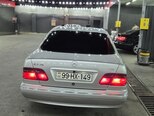 Mercedes E 270-5
