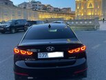 Hyundai Elantra-6