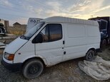 Ford Transit-4