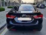 Hyundai Elantra-6