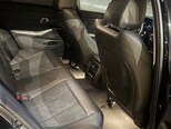 BMW 330e-10