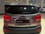 Kia Sorento-11