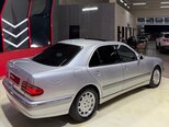 Mercedes E 280-8