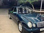 Mercedes E 240-2